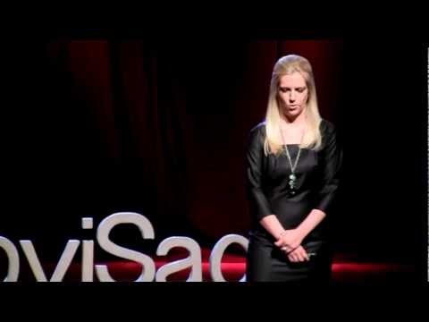 O povratku i mamama - Jovana Ruzicic at TEDxNoviSad
