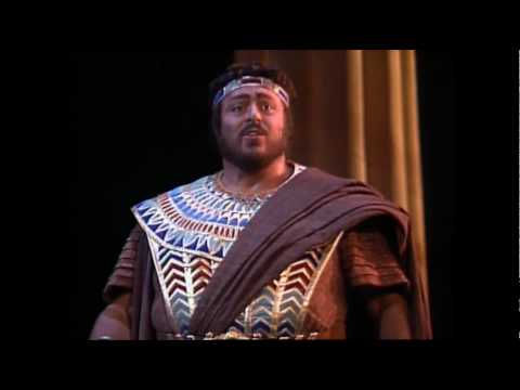Luciano Pavarotti sings Celeste Aida (Verdi)
