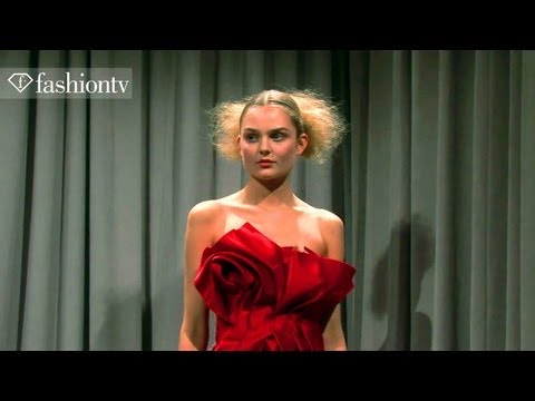 Marchesa Presentation - New York Fashion Week Fall 2011 NYFW | FashionTV - FTV