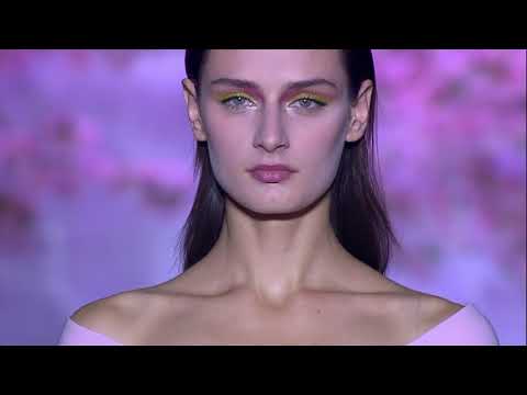 DESFILE HANNIBAL LAGUNA COLECCIÓN P/V 2019
