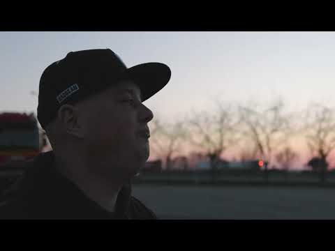 Gyöngy - Bármilyen nehéz (Official Music Video)