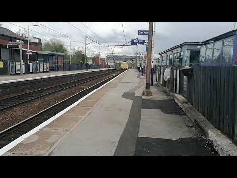 66563 66604 66605 66606 70001 70004 70006 70014 Hope to Crewe at Guide Bridge 01/05/21