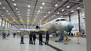 Bombardier Global 7500 Business Jet Gear Swing