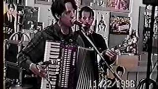 They Might Be Giants Perform &quot;They Got Lost&quot; and &quot;Maybe I Know&quot;