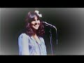 I Fall to Pieces  LINDA RONSTADT [live]  (with lyrics)