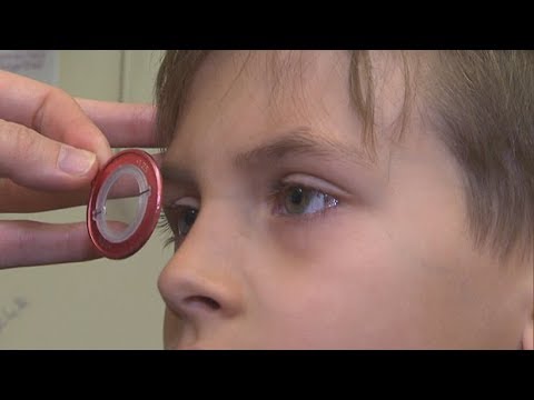 Too much screen time may be damaging kids' eyesight