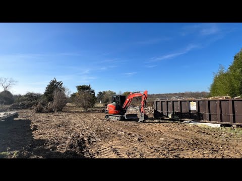 Demolishing a old farm house. ￼