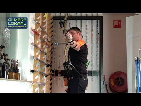 Handboogschutter en bondscoach Peter Elzinga