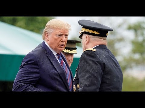 UKRAINE-AFFAIRE: Donald Trump steht im Regen und twittert