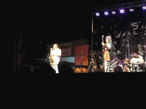 Ernesto Holman y Pasto Seco Trío-Festival de Jazz de Concón 2013.