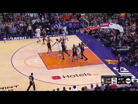 Kawhi Leonard floater for the lead