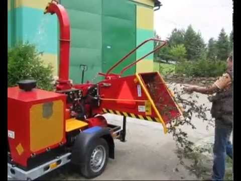 TOWABLE WOOD CHIPPER POWERED BY 40HP DIESEL ENGINE. WC8-DIESEL 35-40HP