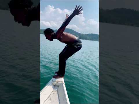 @ELEMENTEleéeH he drop a new #backflip #maso