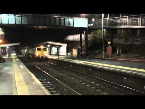 Freightliner 66523  Tunstead to westbury lafarge loaded cement train