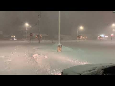 Lake Effect Snow, West Seneca NY December 25th, 2020
