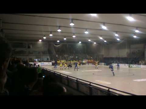 Follonica Hockey - Semifinale ( partita 2) Follonica - Lodi 2 a 3 - Fasi finali del Primo Tempo