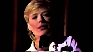 Marianne Faithfull - She&#39;s Got a Problem (Live 1983)