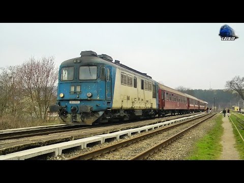 Fluieroasa/Whistle Loco 60-1230-6 & R3644 Oradea-Piatra Craiului in Gara Bratca Station26 March 2016