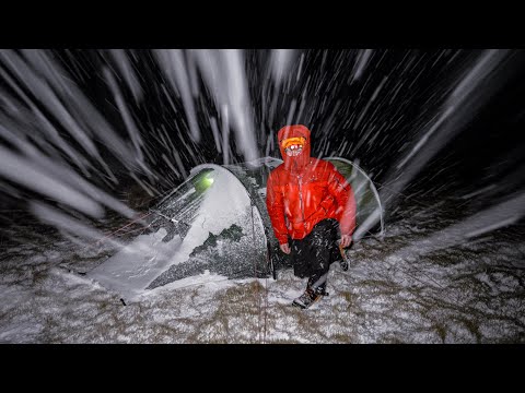 SNOW STORM SURVIVAL CAMPING In Winter Blizzard