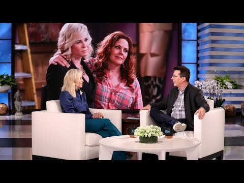 チェルシー・ハンドラー、実生活の親友とレズビアンカップルを演じることについて (Chelsea Handler on Playing a Lesbian Couple with Her Real-Life Best Friend)