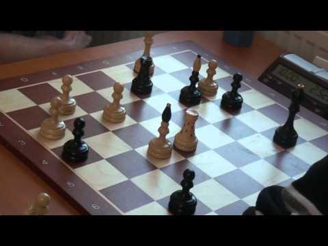 9.1. Vladimír Giertli - Martin Zvarík 1/2 - 1/2