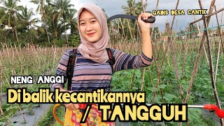 Download lagu Di balik kecantikannya terselip ketangguhannya | Neng anggi gadis desa cantik | Suasana pedesaan mp3