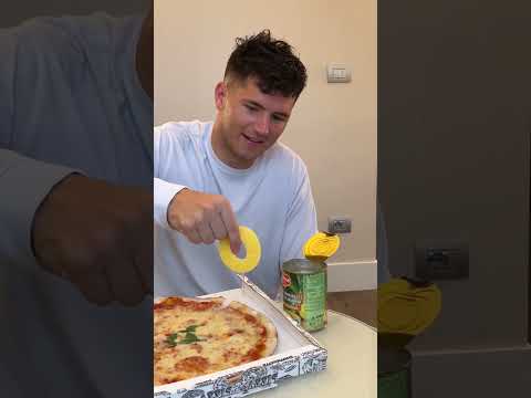 Pineapple Pizza