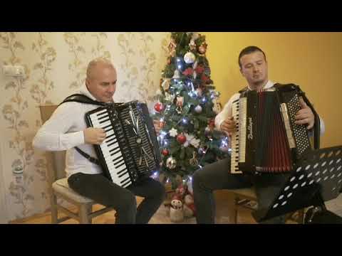 Dragan Lukić i Ivan Živković-Kolo punom nogom(Ljubiša Pavković)