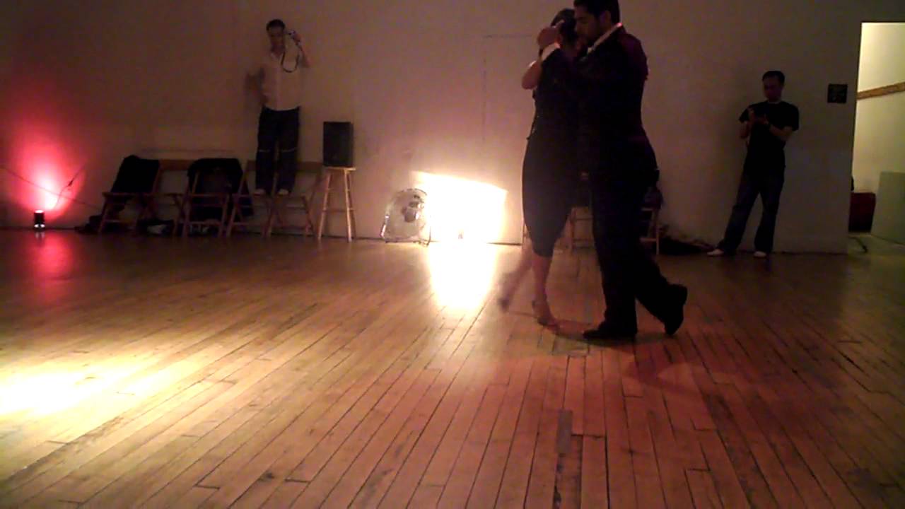Video thumbnail for Ney Melo & Elina Roldan: Argentine tango @ Practilonga - Emancipación