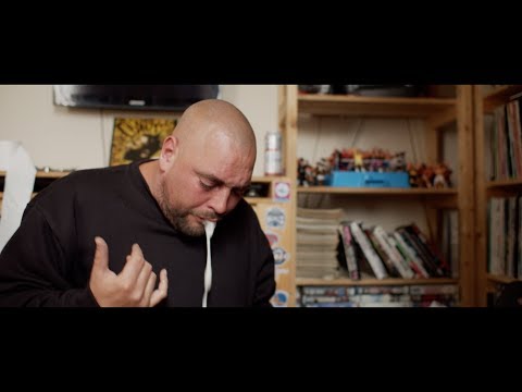 Gilly Man Giro - Addicted [Official Video]