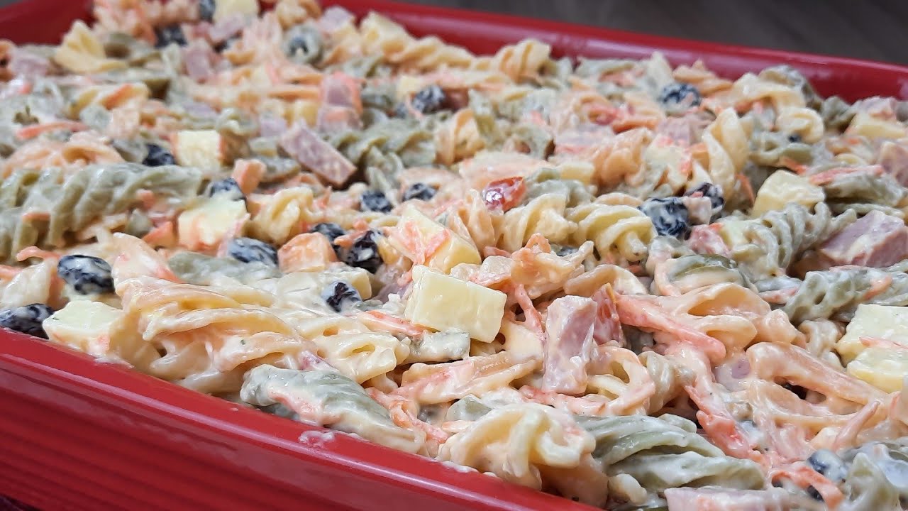 Salada de Macarrão Deliciosa/ Macarronese