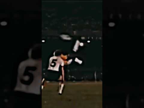 pele 🇧🇷 vs beckenbauer 🇩🇪