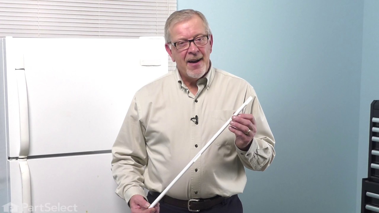 Replacing the Rear Shelf Trim