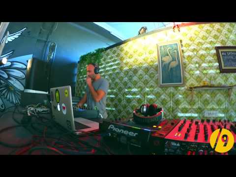 GUY MANTZUR & SAHAR Z ● LOST&FOUND /SLASH9.tv