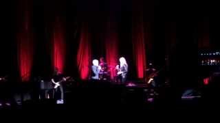 Michael Bolton - How Am I Supposed To Live Without You (Duet with Kelly Levesque, Bucharest 2013)