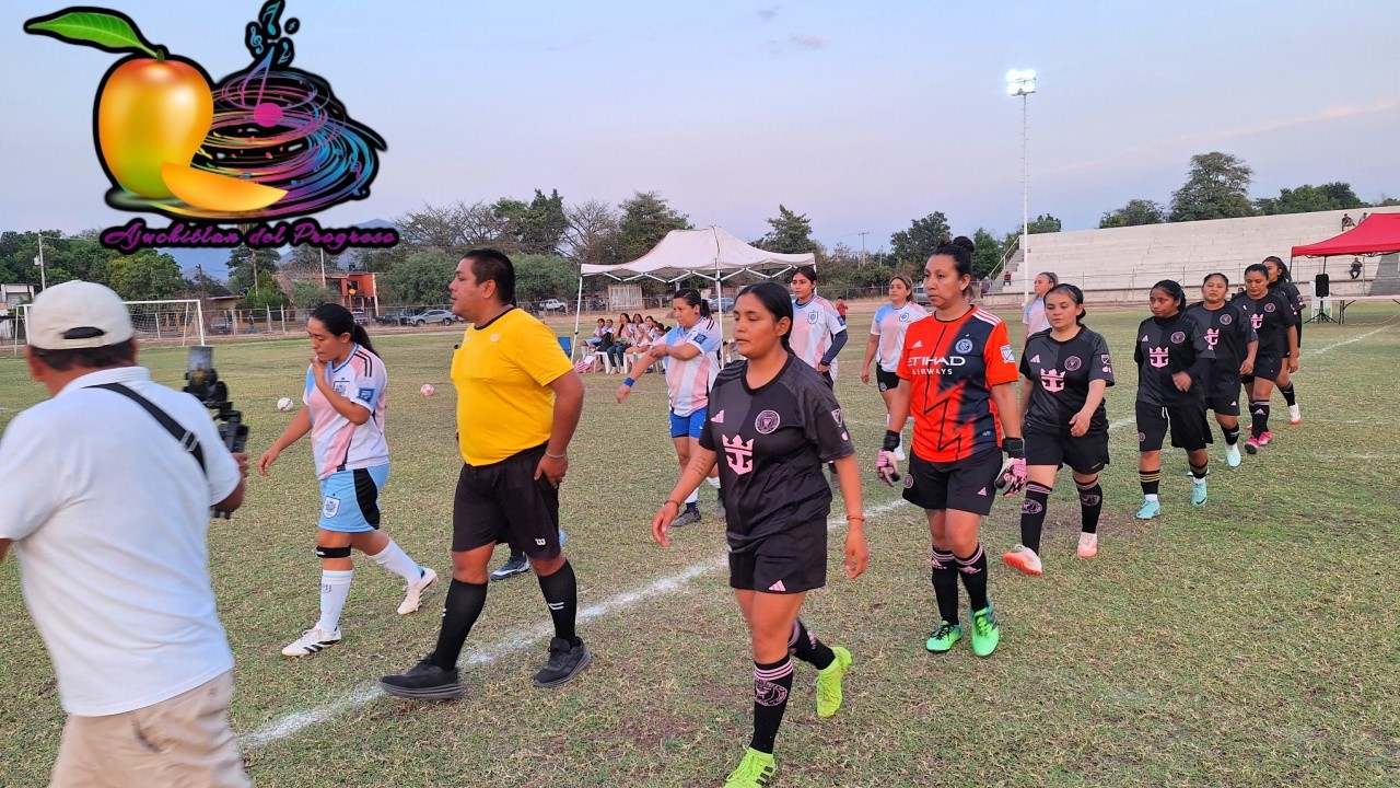 Final de Futbol entre San Cristobal y Tlapehuala.  Torneo  Liga municipal 7 - En vivo con Cacho
