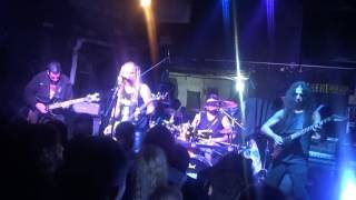 Pentacrostic - Midnight Queen (cover Sarcofago) Live - Mineiro Rock Bar, 04/06/16