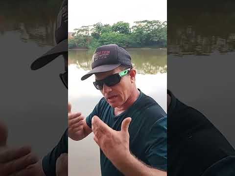 Éu conversando e mostrando as belezas do rio Araguaia Aragarças Goiás 