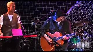 Hall and Oates - &quot;Kiss On My List&quot; - Live at the Troubadour 2008
