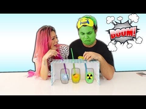 DESAFIO NÃO ESCOLHA O CANUDINHO ERRADO | Família Maloucos