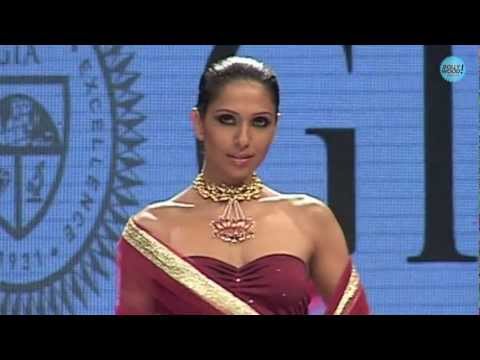 IIJW 2012 DAY 2 designer Kirtee Devang Shah