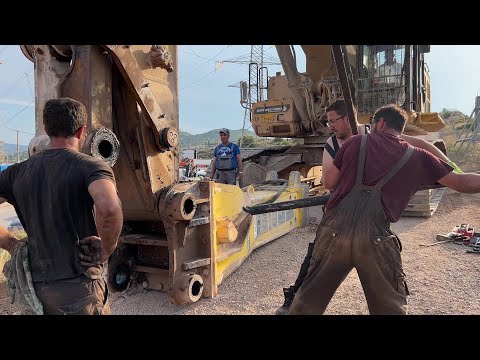 Transporting The Caterpillar 385C Excavator To The Next Job - Sotiriadis/Labrianidis Constructions