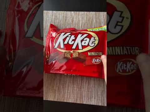 CRISP WAFERS IN MILK CHOCOLATE Kit Kat MINIATURES