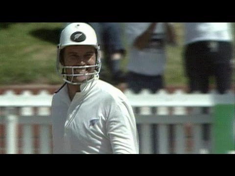Back in the Day: Martin Crowe makes 299