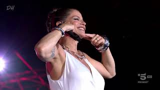 SUL CIGLIO SENZA FAR RUMORE - ALESSANDRA AMOROSO [Fino a qui Summer Tour 2025]  Live a Caracalla