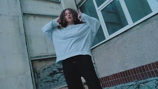 Lacrimi În Loc De Agheazmă (Remix) Lyrics English Translation