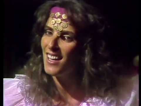 Banda do Casaco - Dono da Noite -  no Programa "1, 2, 3" (1984)