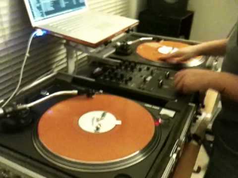 DJ Cyberkid & DJ Chonz Scratching Session Part 3 - Jan 02, 2010