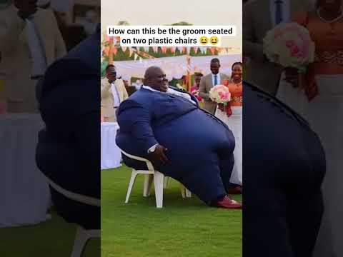 How can this be the groom seated on two plastic chairs 😆😆 #whatssofunny #shortsfeed