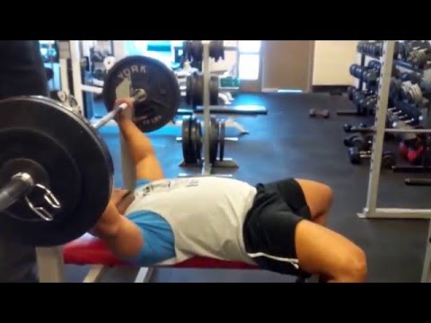 Big O Bench Pressing 280lbs it's all about Volume!!!!